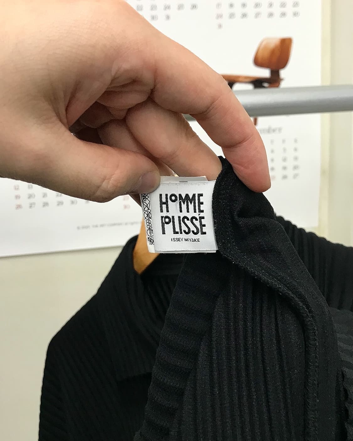 이세이미야케 옴므플리세 반집업 폴로 긴팔티 상품이미지5