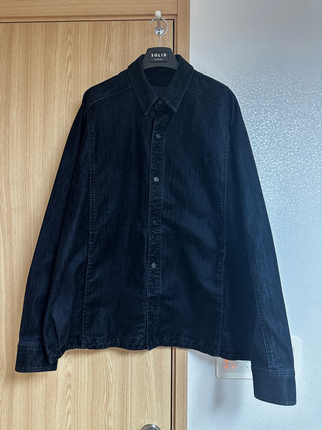 (48) 준지 25FW 슬럽벨벳 데님 코치 셔츠 자켓 - 블랙 상품이미지2