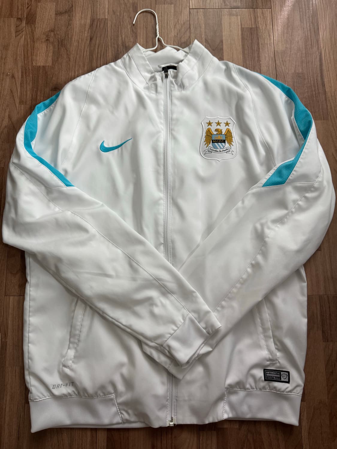 맨시티 빈티지 바람막이 L사이즈 상품이미지1