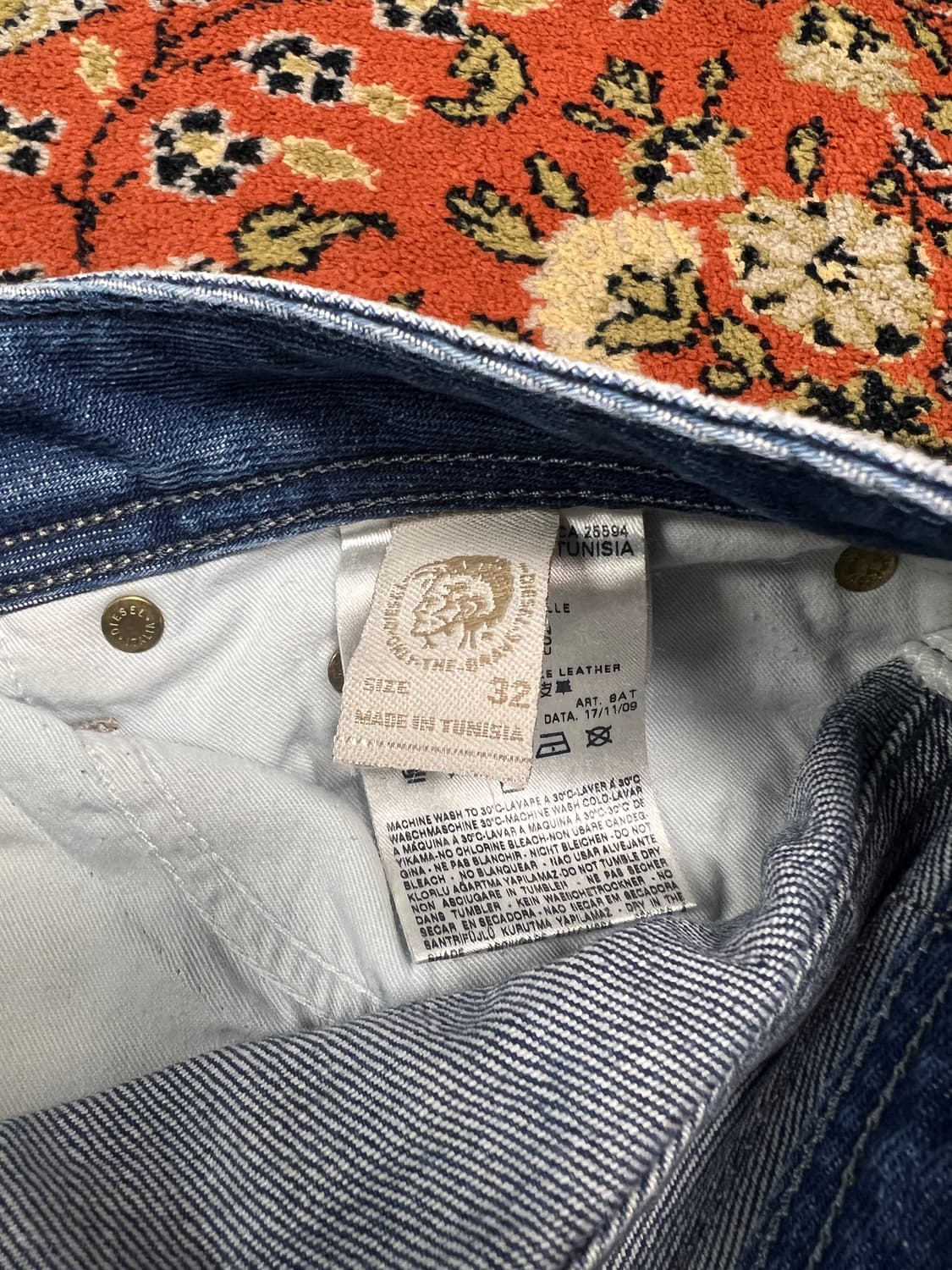 [32] 디젤 자티니 연청 부츠컷 플레어 데님 팬츠 상품이미지6