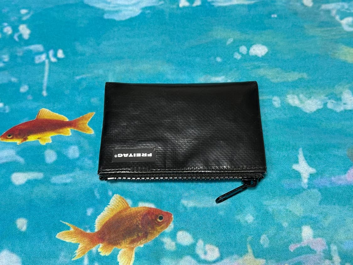 (NEW) 프라이탁 새상품 올검정 카드지갑 블레어 판매 상품이미지1