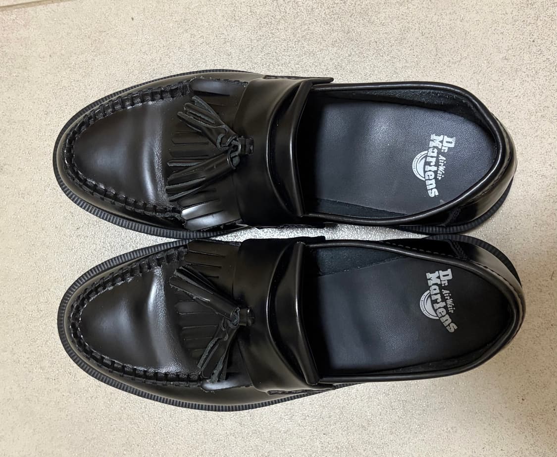 닥터마틴 아드리안 240 상품이미지1