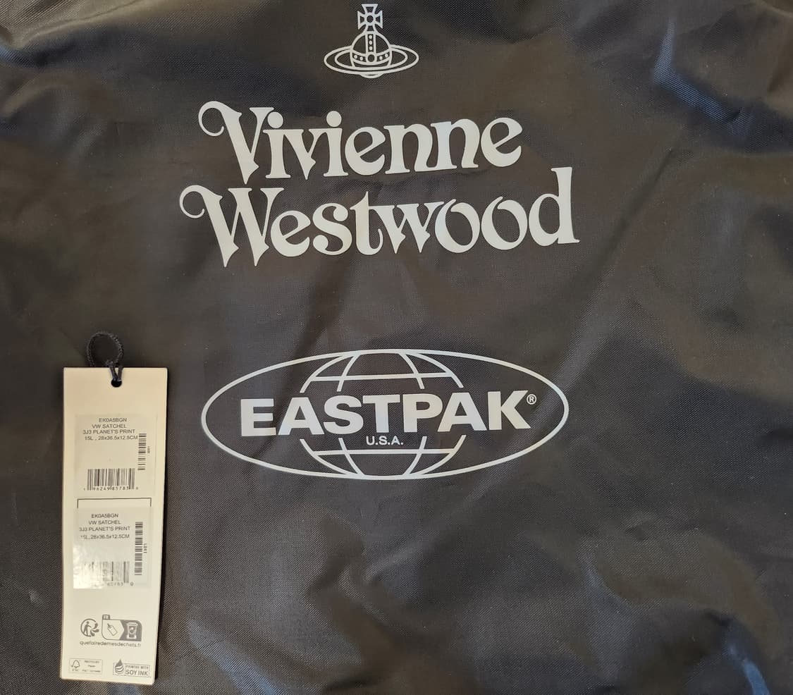 비비안 웨스트우드 x 이스트팩/크로스백 사첼 블랙 상품이미지4