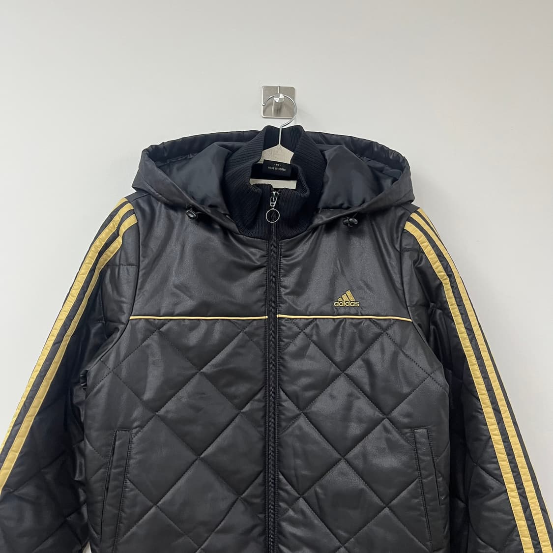 아디다스 검골 누빔 패딩 크롭 후드 자켓 상품이미지4