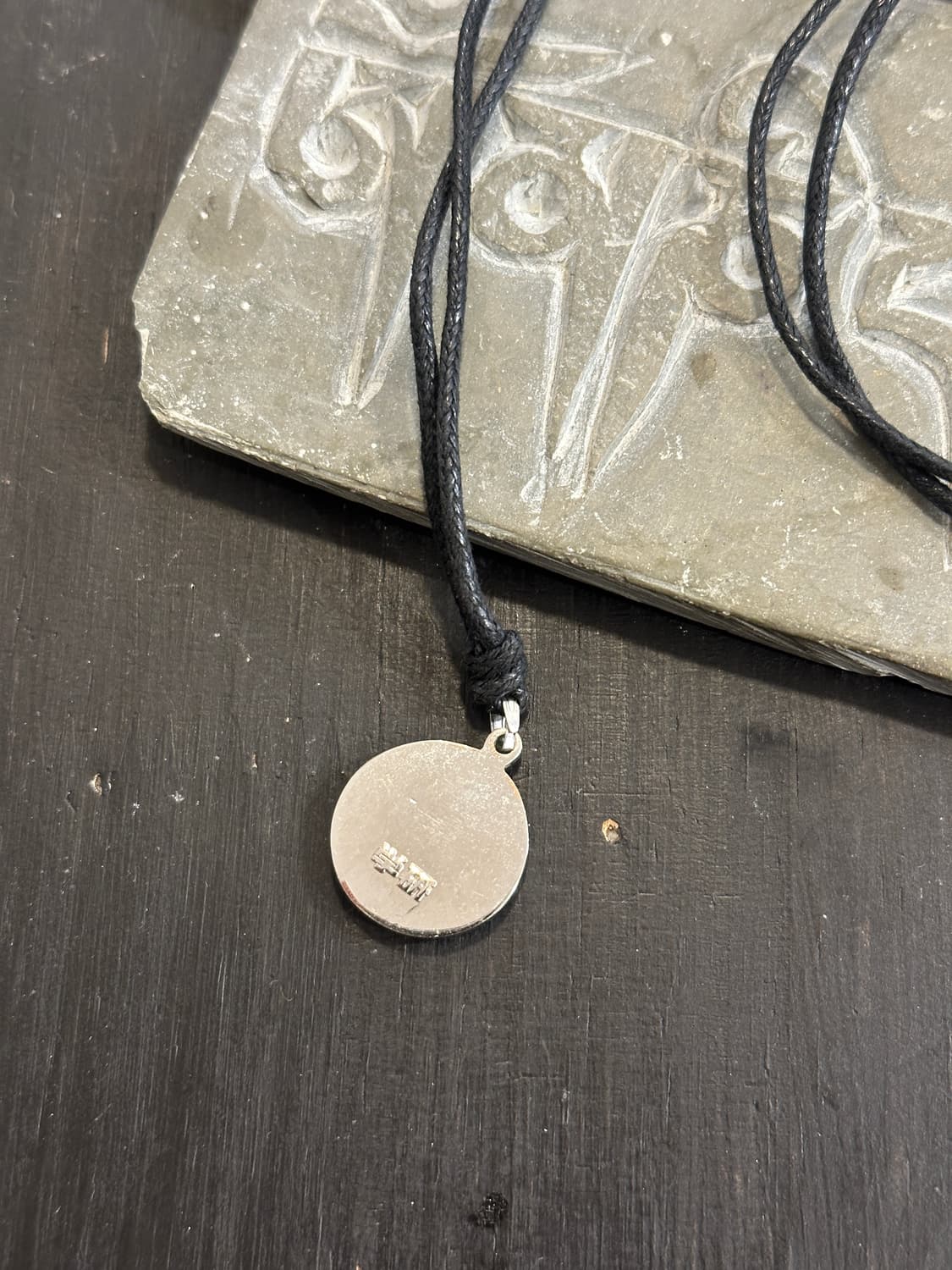 Vintage pendant leather necklace 상품이미지2