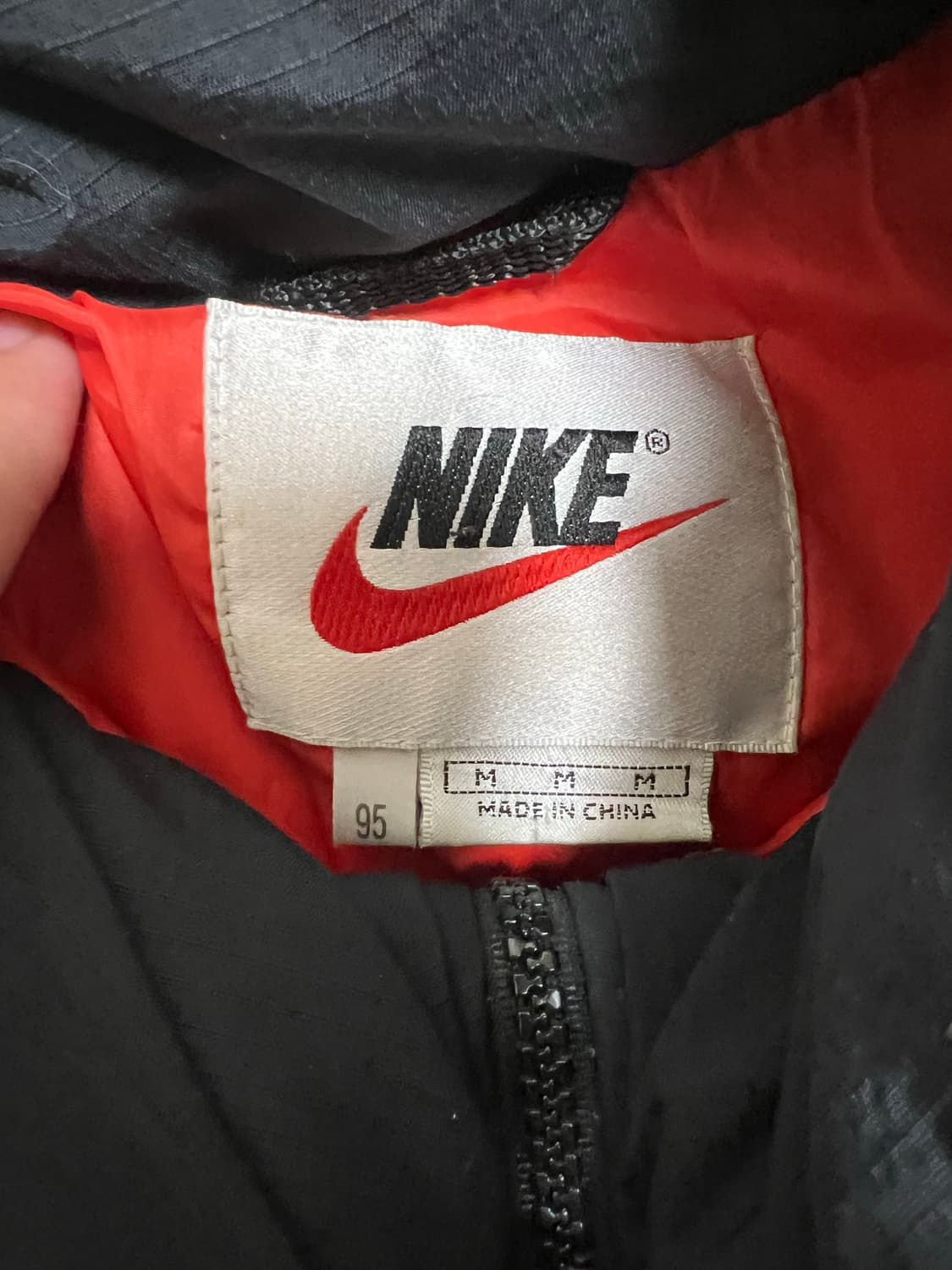 90s 나이키 올드스쿨 패딩 솔로 스우시 빈티지 상품이미지3