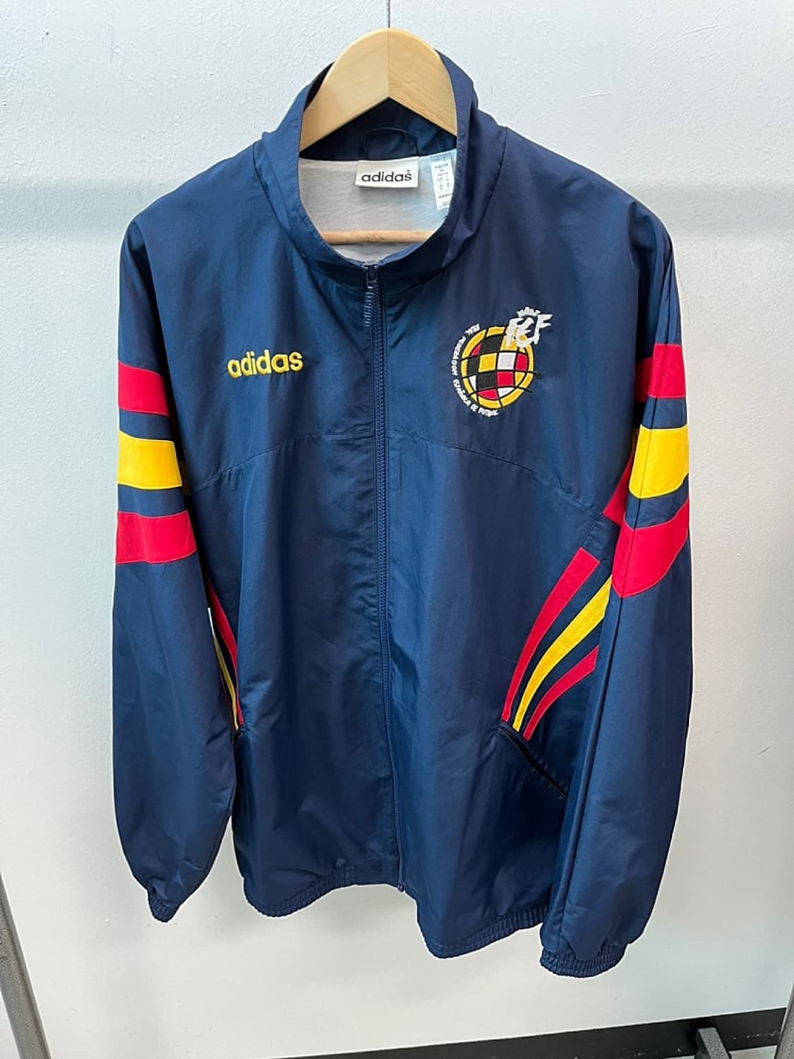 115) 아디다스 24ss 1996 스페인팀 바람막이  상품이미지4