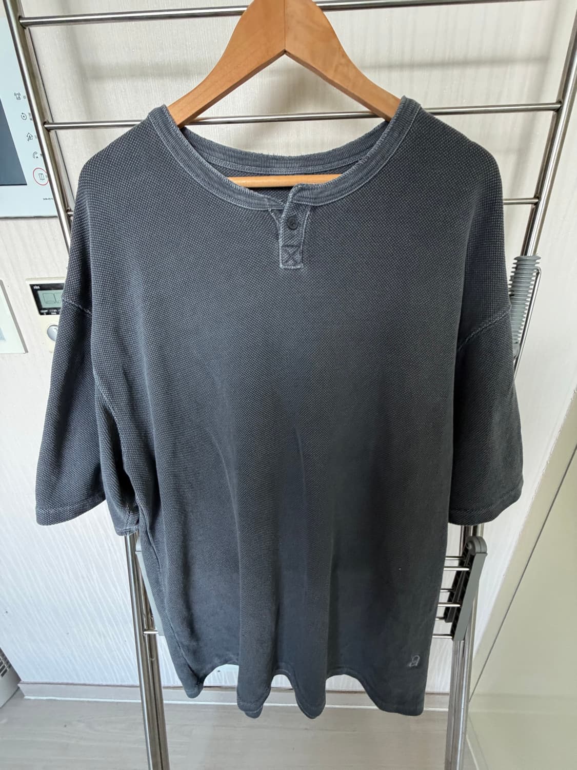 앵글런 Pigment Henley Neck 피케티 상품이미지1