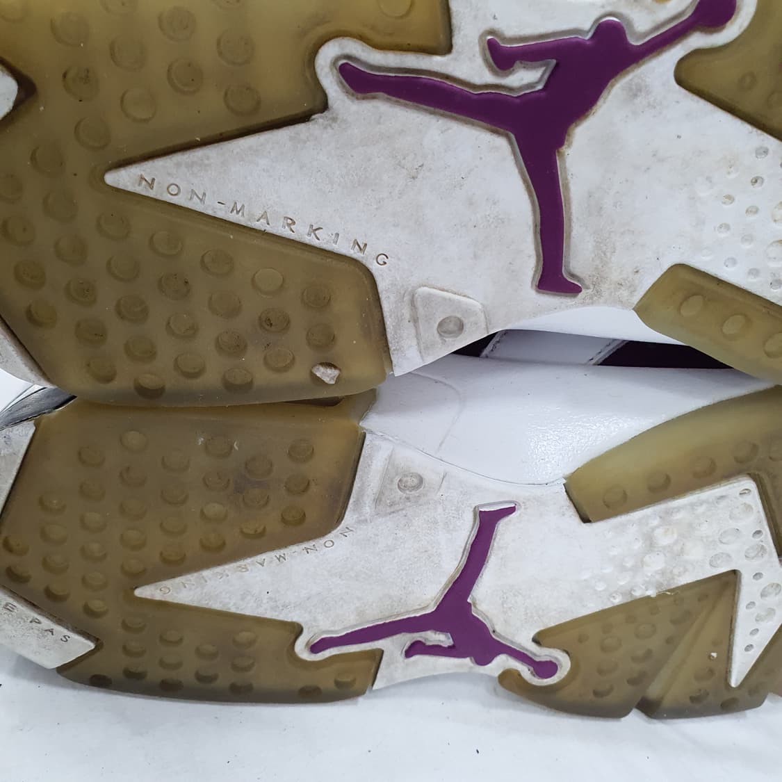 나이키 에어조던6 레트로 포마인 (공용250) 상품이미지5