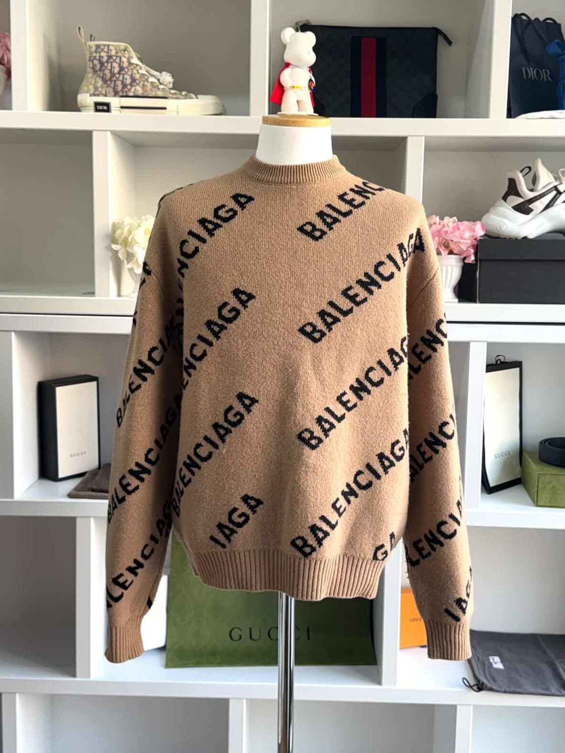 발렌시아가 멀티 로고 니트 상품이미지1