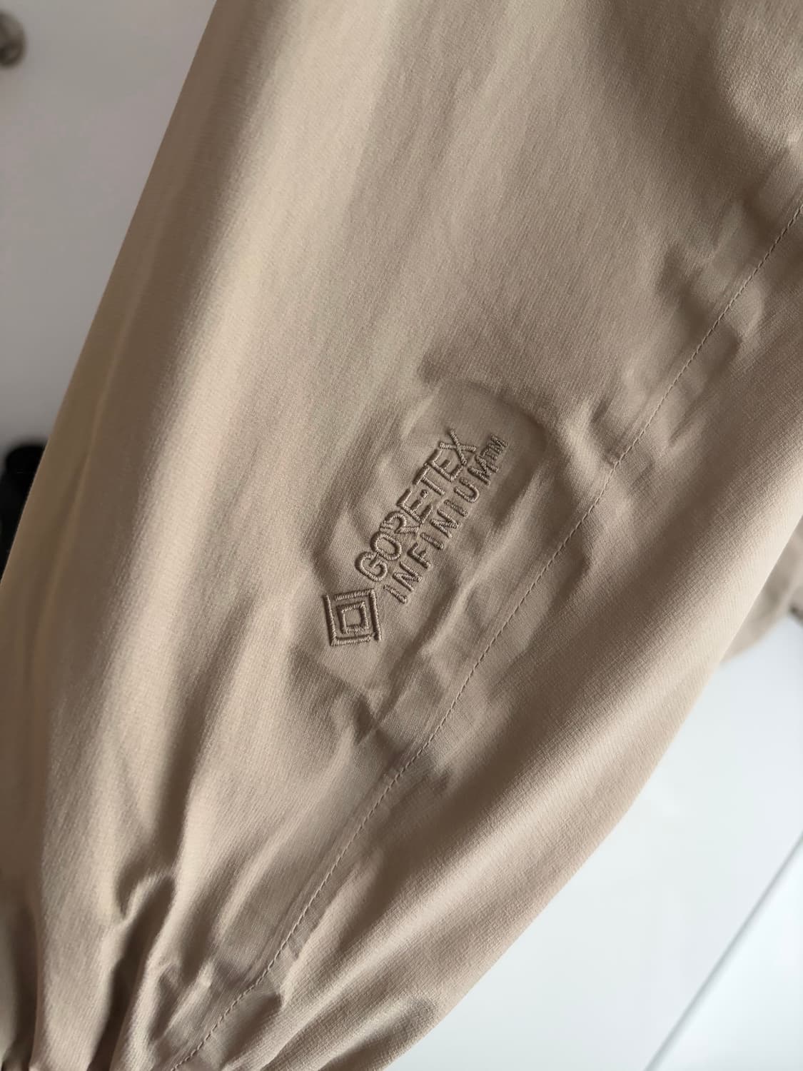 골드윈 고어텍스 인슐레이션 자켓 상품이미지3