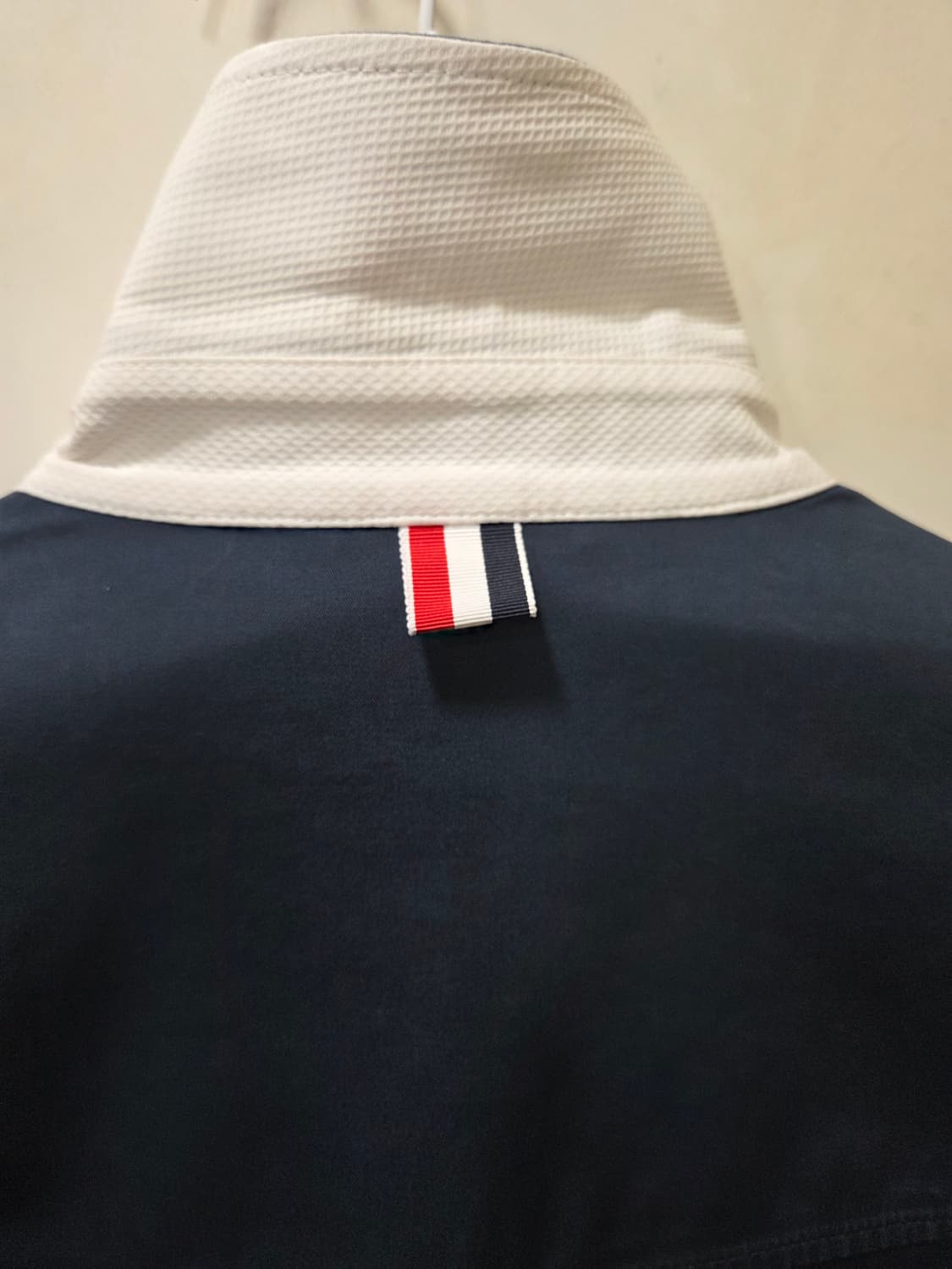 톰브라운 네이비 자켓 상품이미지3