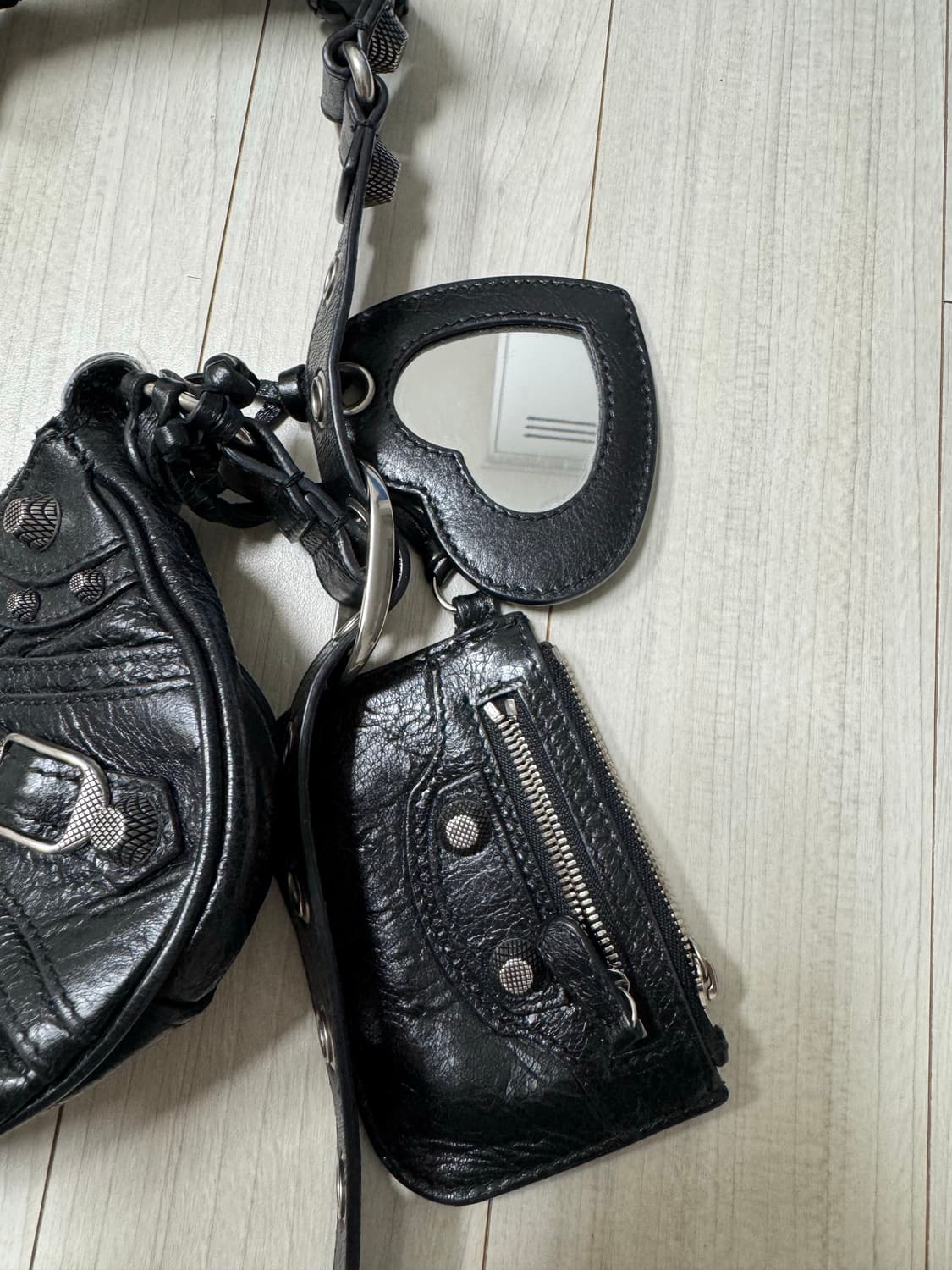 발렌시아가 르카골xs 블랙 실버 상품이미지4