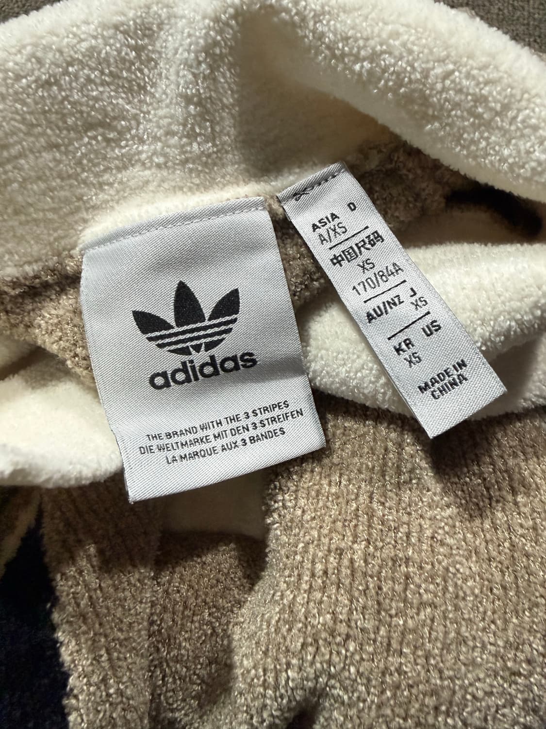 Adidas 아디다스 루나뉴이어 스웨터 맨투맨 상품이미지3