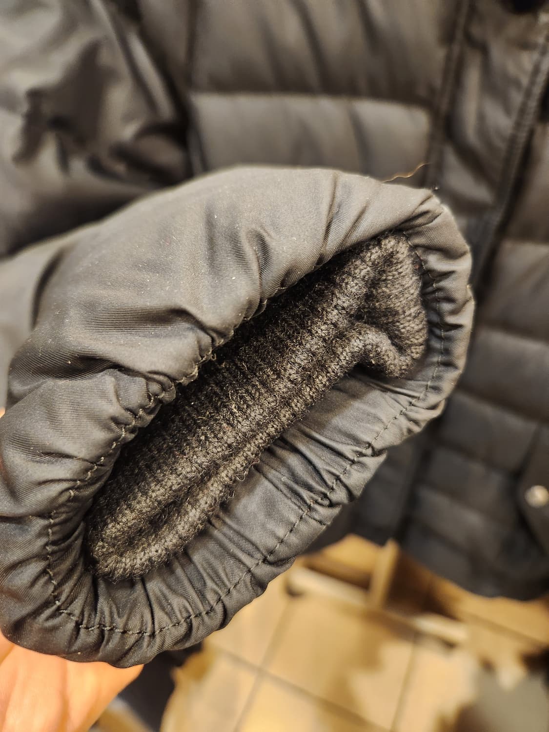 코치 블랙 패딩 상품이미지4