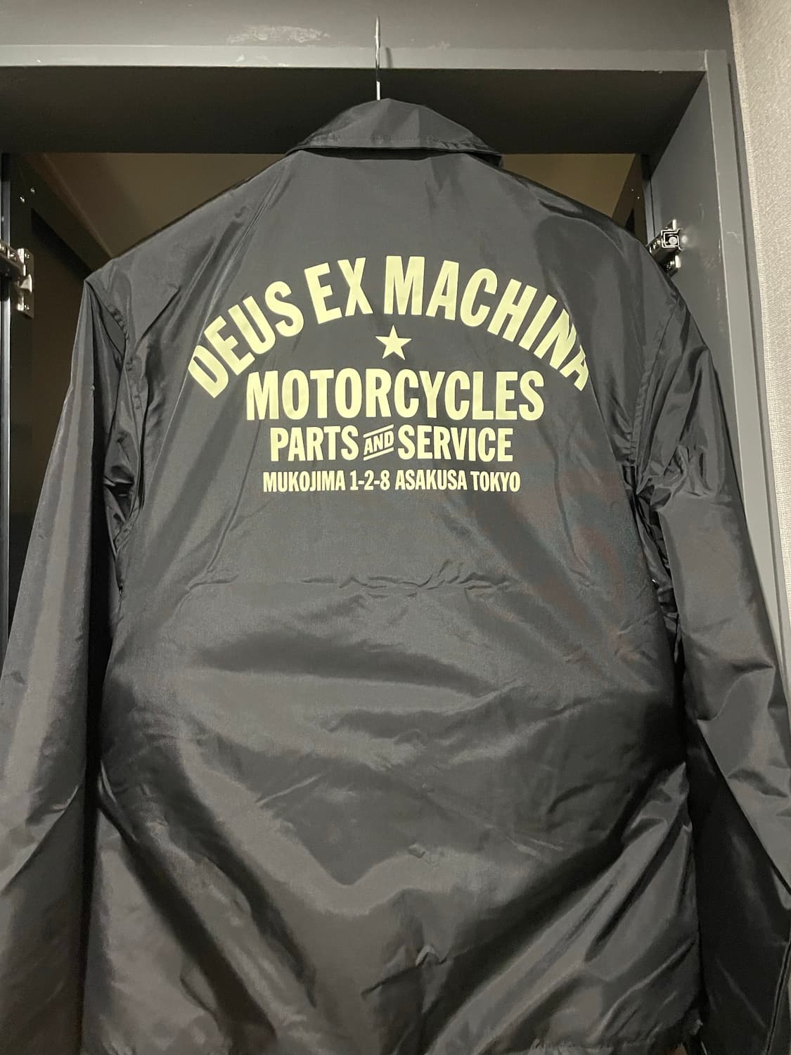 데우스 도쿄 코치 자켓 상품이미지3