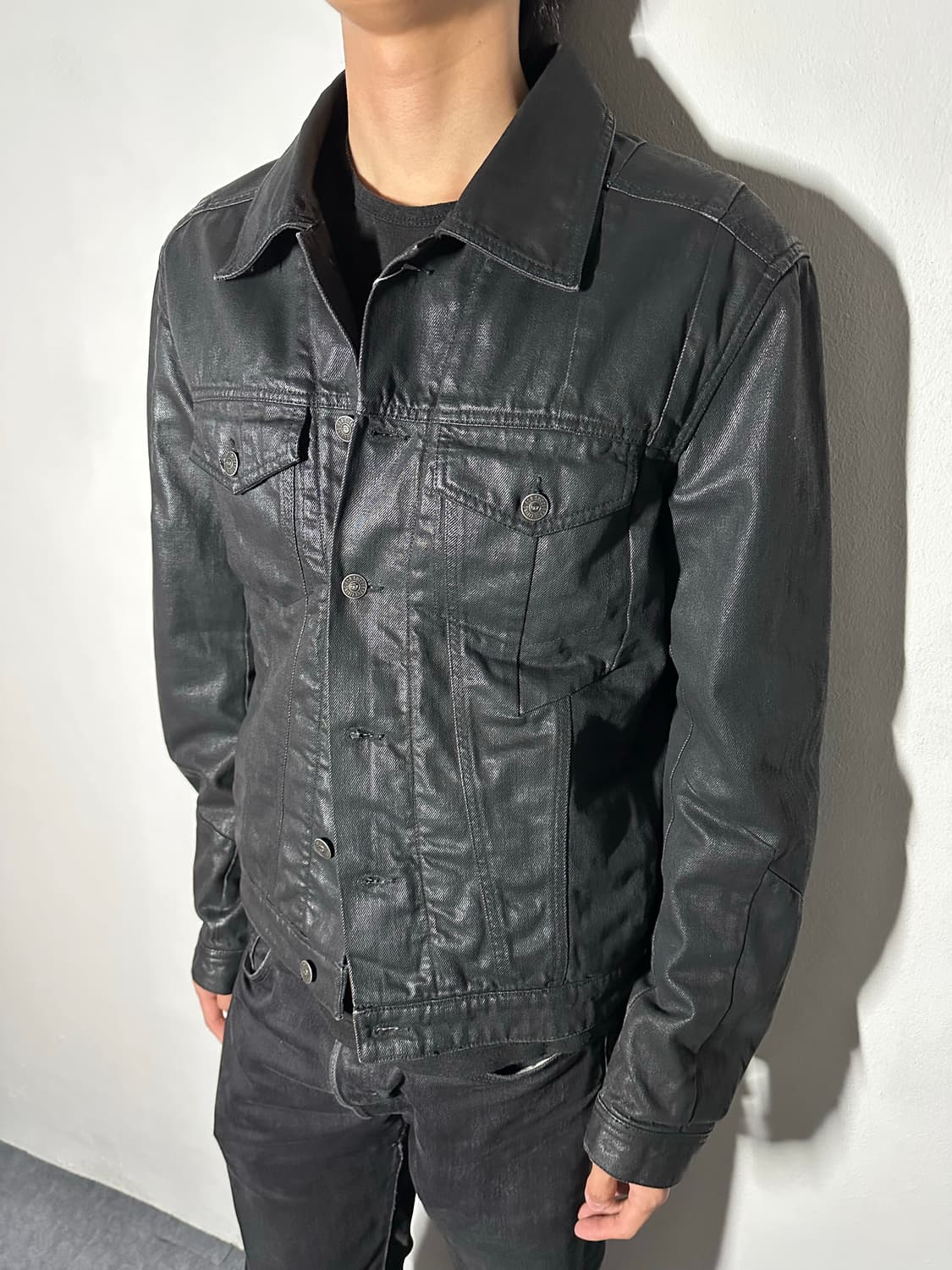 DIESEL 디젤 블랙 코팅 데님 자켓 상품이미지1