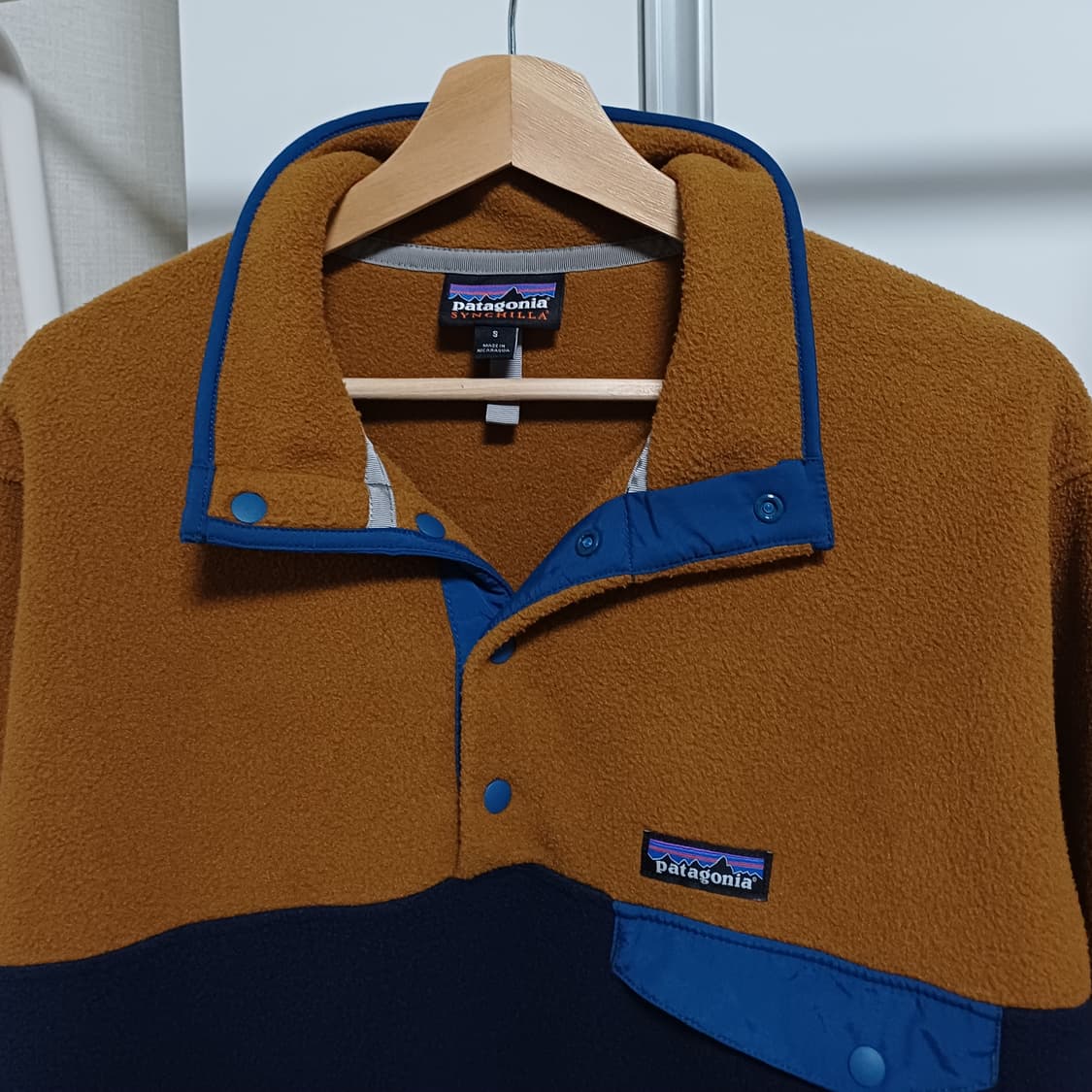 [S] 파타고니아 신칠라 스냅티 네이비 블루 / 베어 브라운 상품이미지2