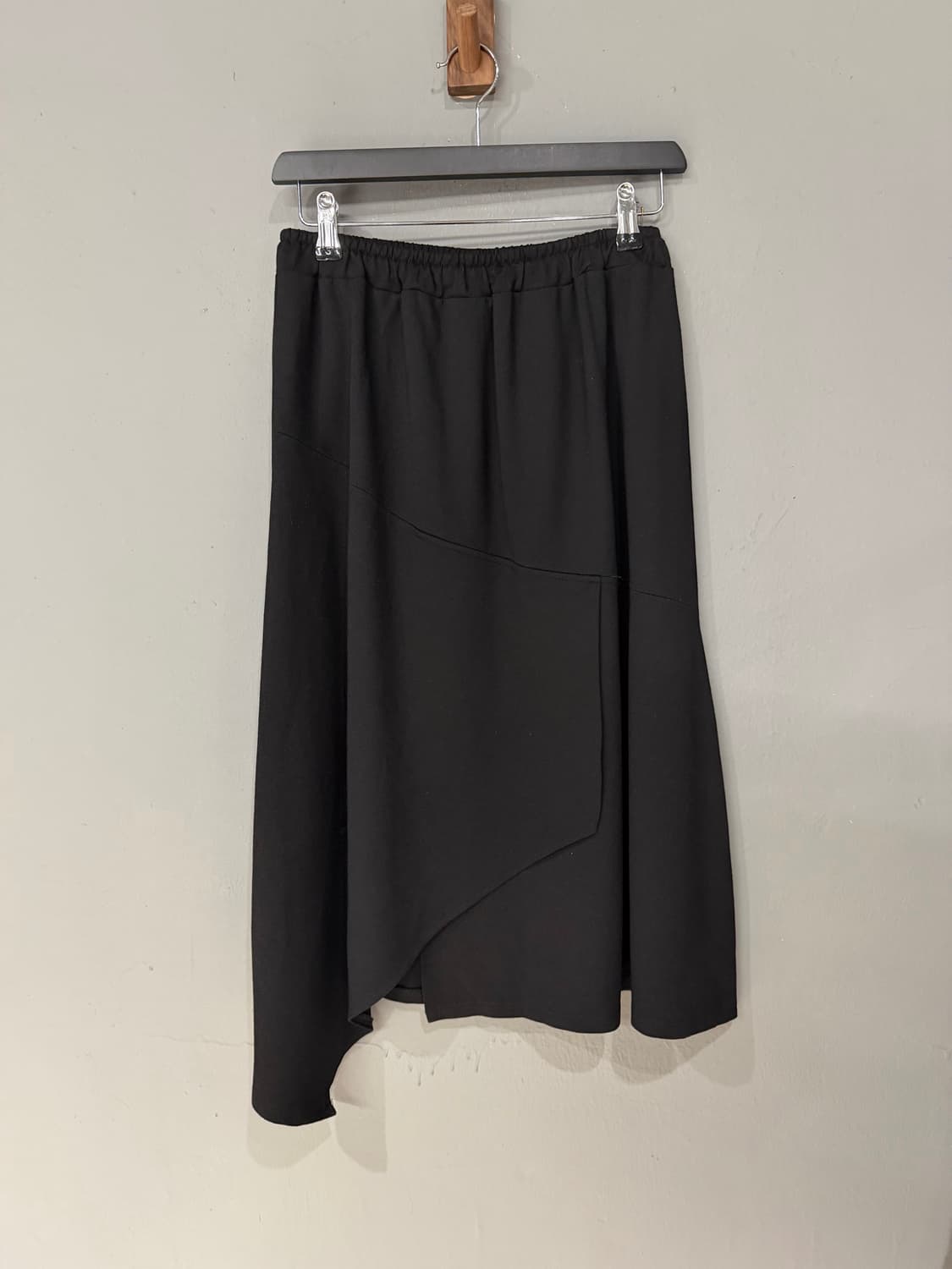 diagonal cutting asymmetric skirt 상품이미지5