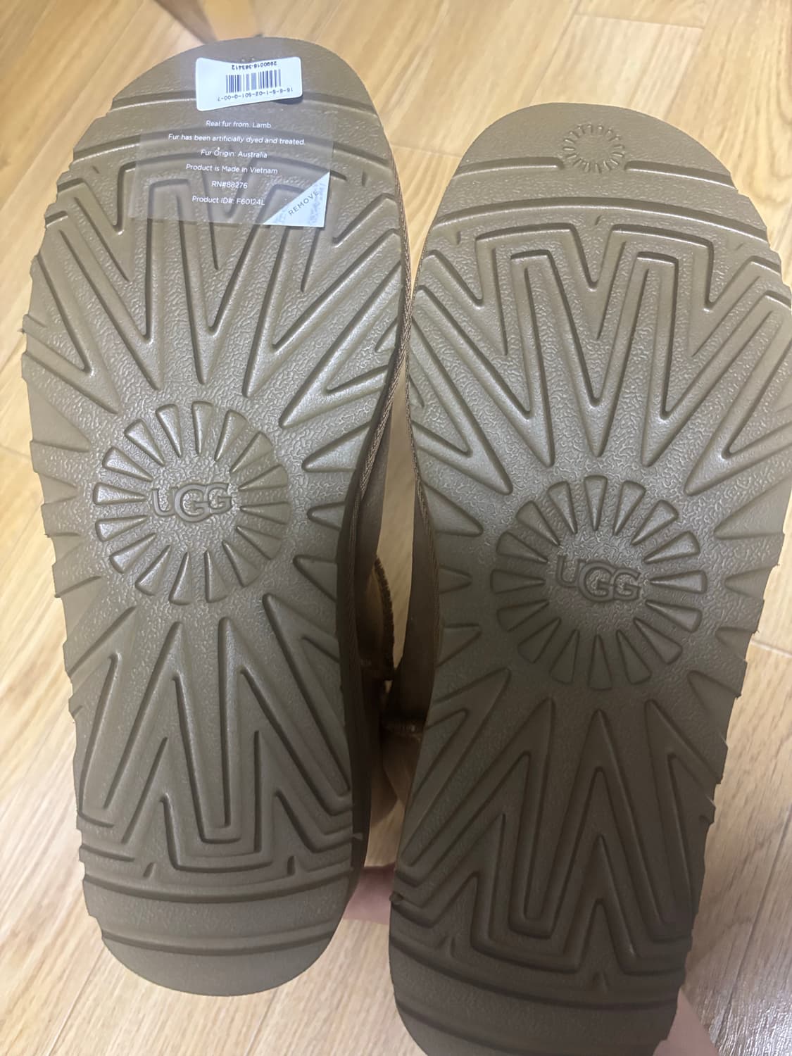 ugg 어그 클래식 부츠 팝니다(미착용) 상품이미지3