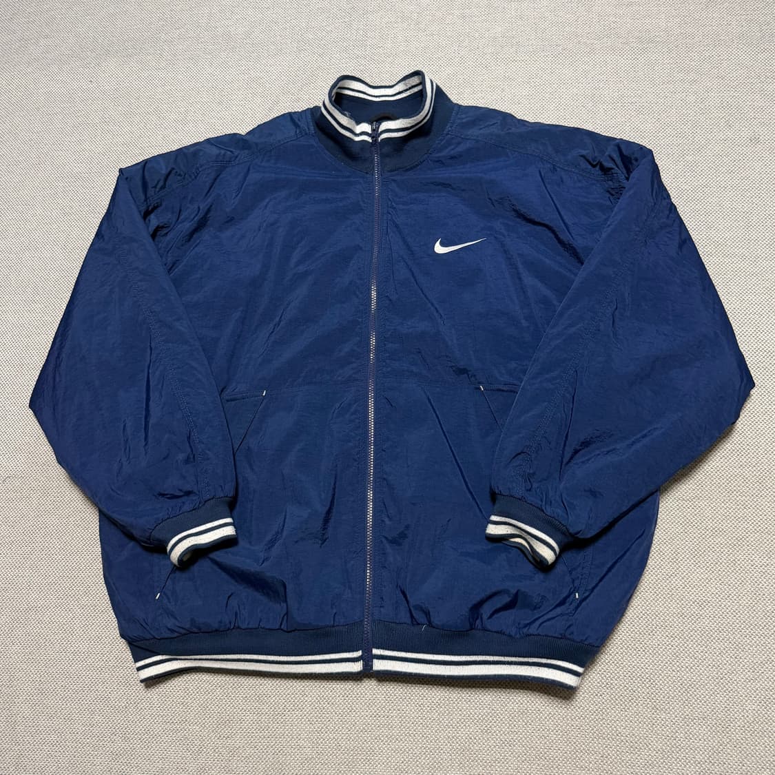 나이키 올드스쿨 빅스우시 누빔 자켓 상품이미지1
