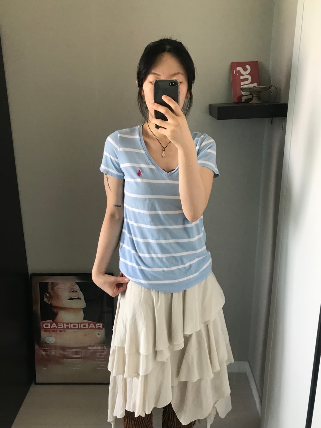 폴로 랄프로렌 포니 로고 스트라이프 브이넥 반팔티 상품이미지4