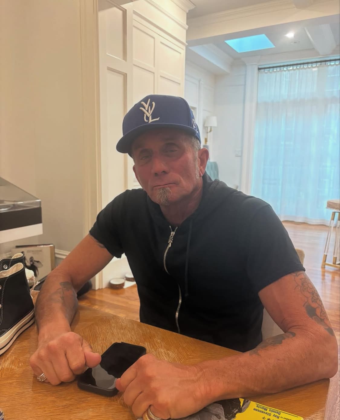 (새상품) YVL 모자 블랙 7 1/2 (59.6cm) 상품이미지3