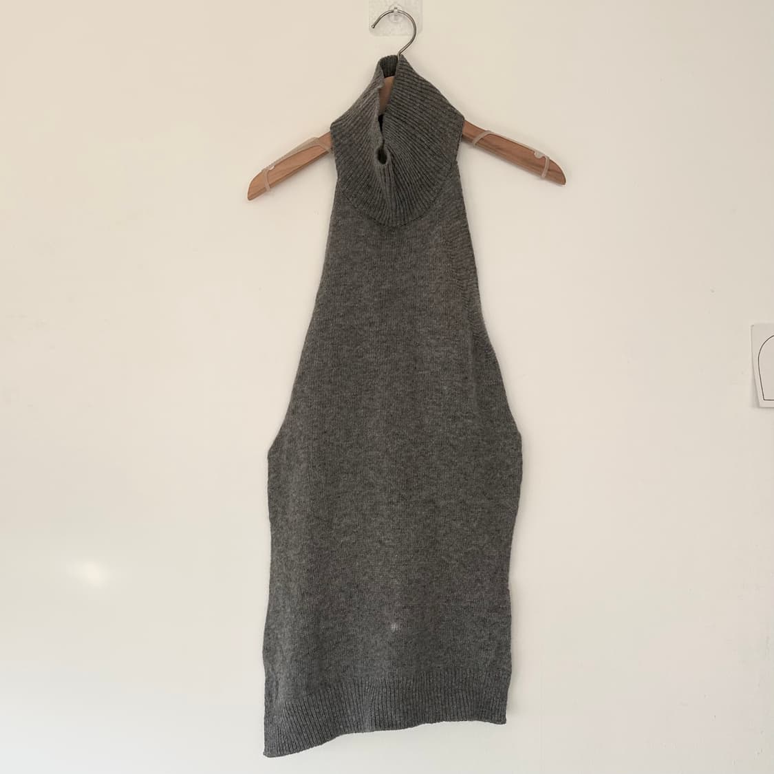 YUSE 유스 캐시미어 혼용 울홀터넥 니트 그레이 상품이미지2