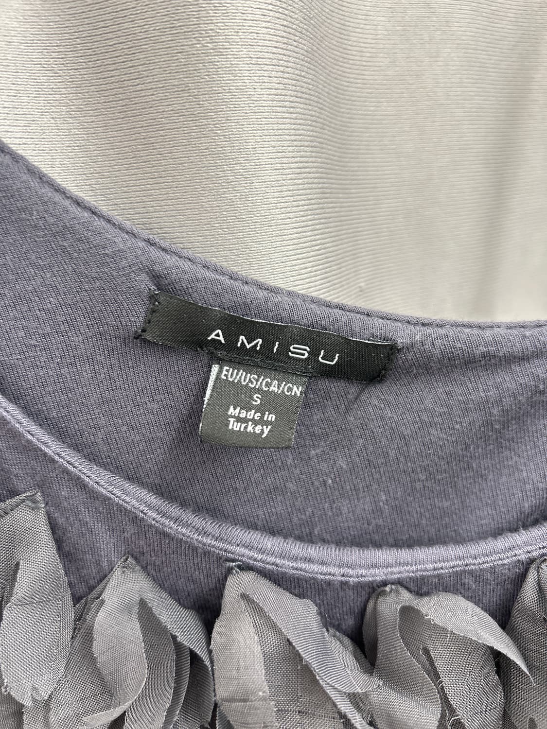 사선 플라워 러플 슬리브리스 상품이미지2