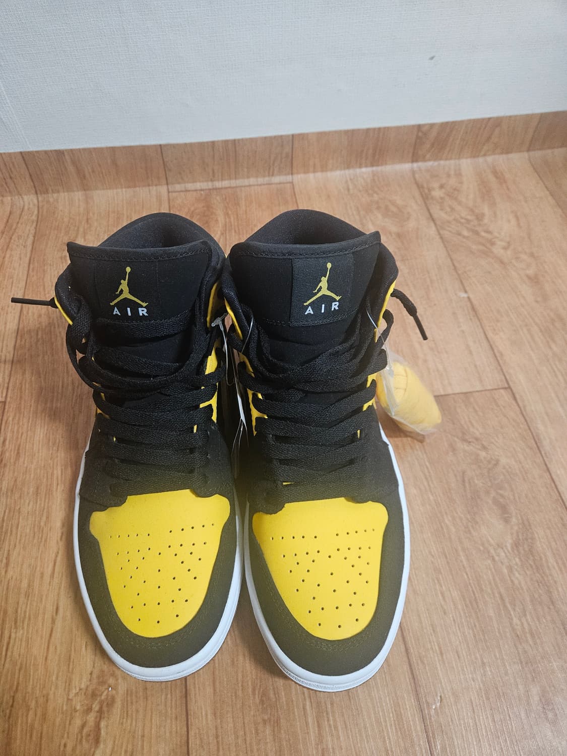 나이키 조던 1 레트로 미드 뉴 러브 2017 새상품 260 상품이미지3