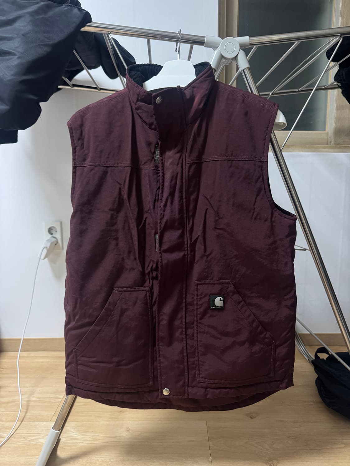 칼하트 패딩조끼 M사이즈 판매합니다  상품이미지1