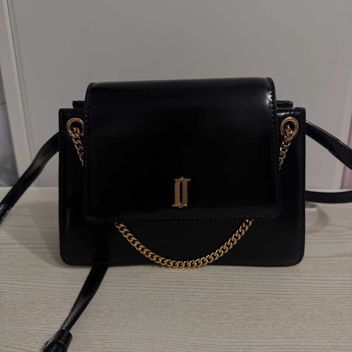 제이에스티나 크로스백 상품이미지1