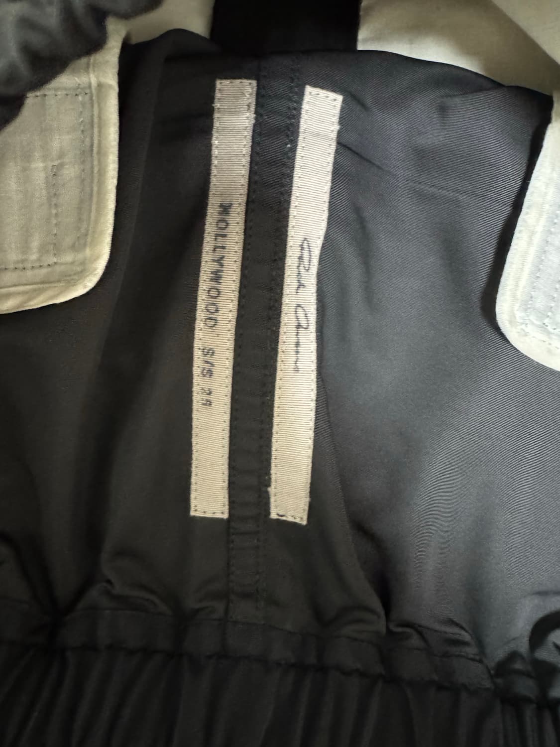 25ss 릭오웬스 드로스트링 폴리 카고 쇼츠 (50) 상품이미지4