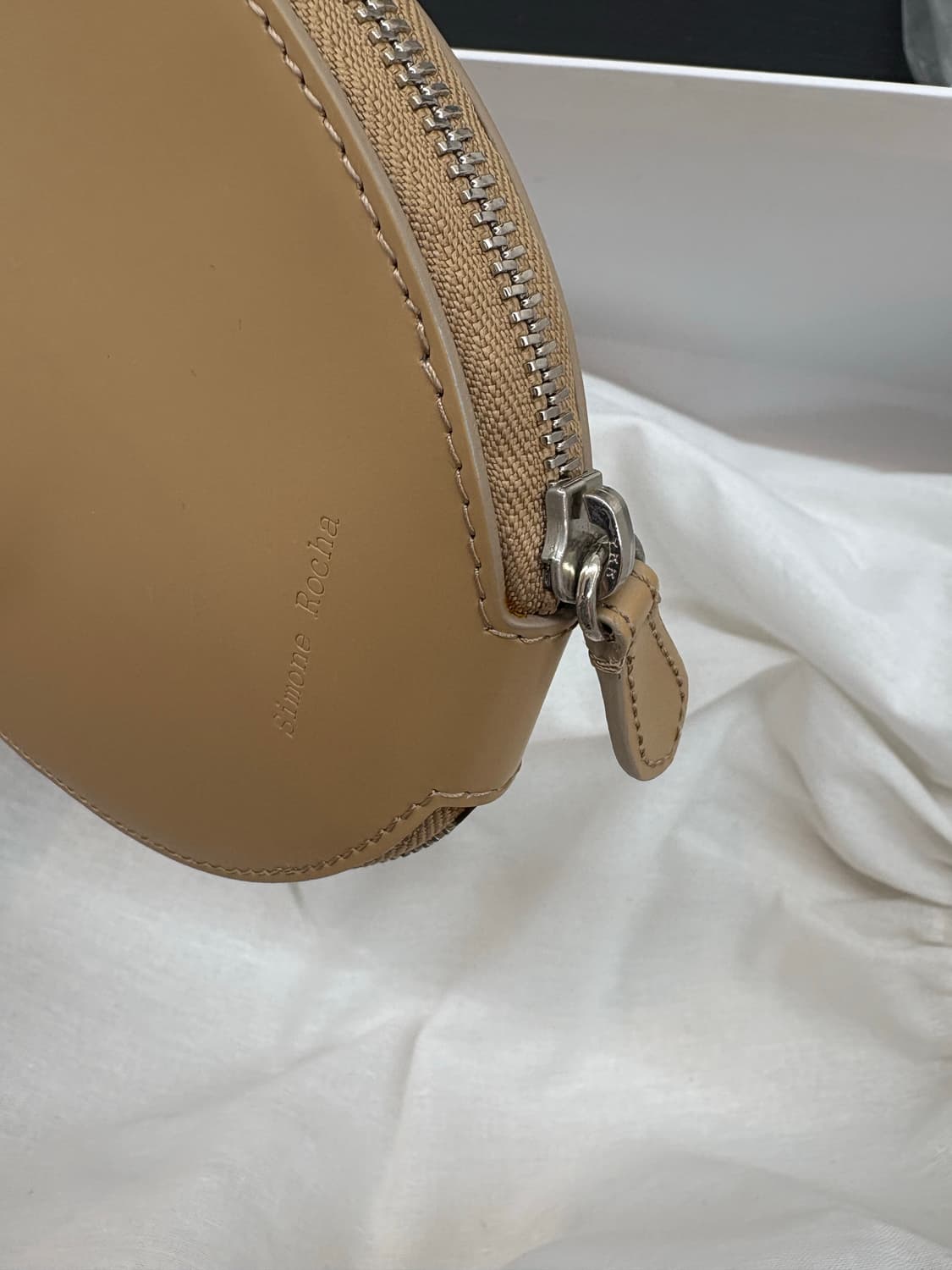 시몬로샤 미니백 상품이미지8