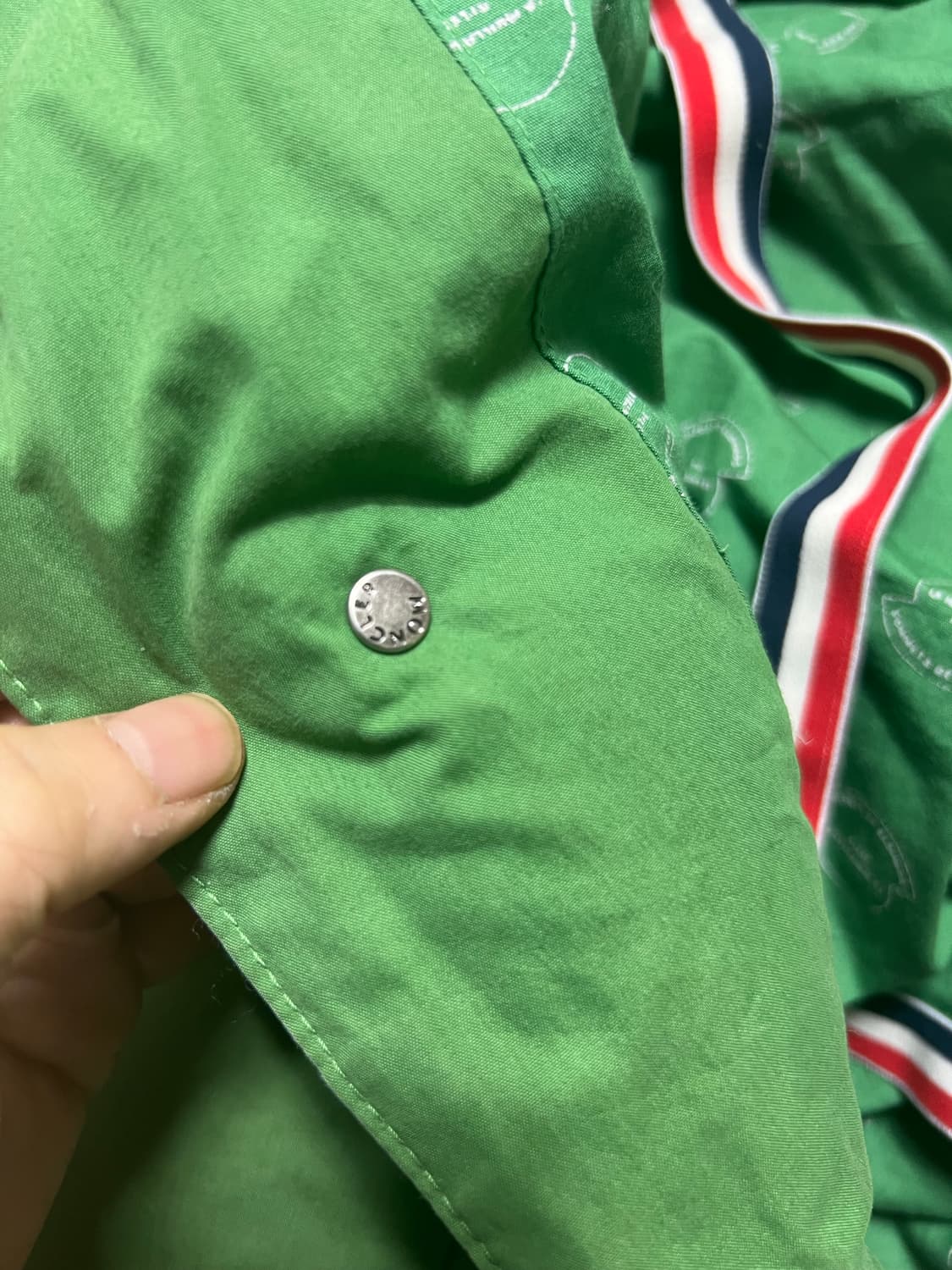 몽클레어 비즈빔 다운 푸퍼 사이즈3 상품이미지2