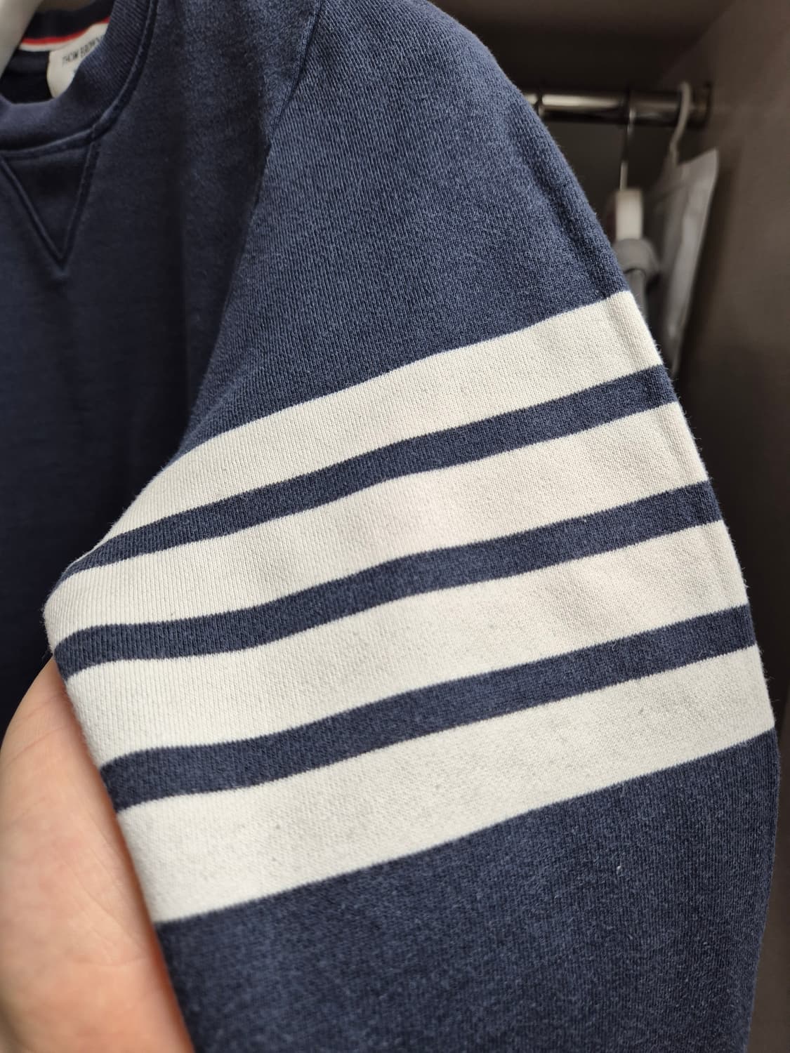 정품 톰브라운 맨투맨 2 네이비 상품이미지5