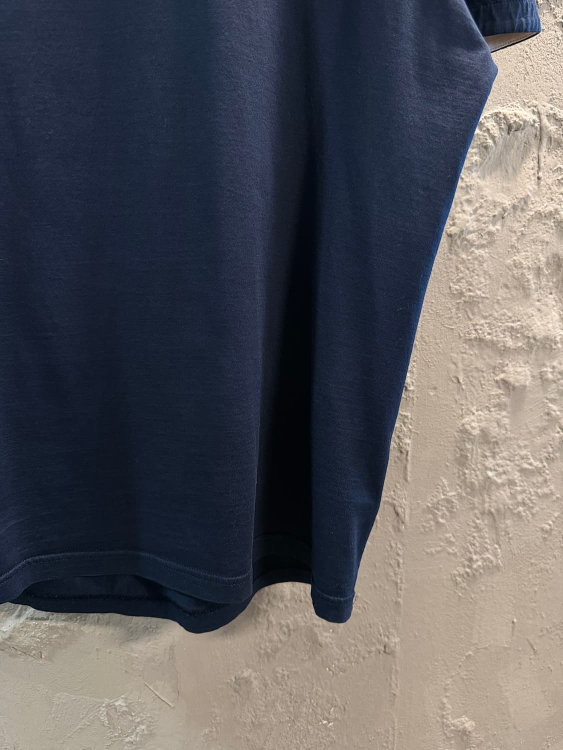 48 디올 DIOR 벌 자수 브이넥 반팔 티셔츠 네이비 상품이미지2