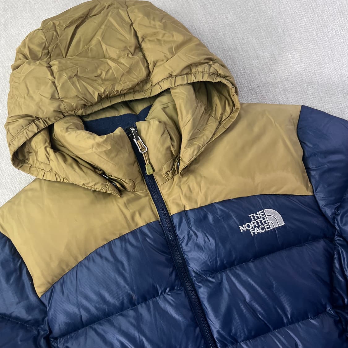 100 노스페이스 700 눕시 후디 경량패딩 상품이미지2