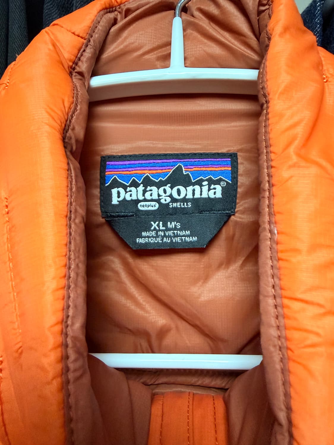 파타고니아 경량패딩 오렌지 XL 상품이미지4