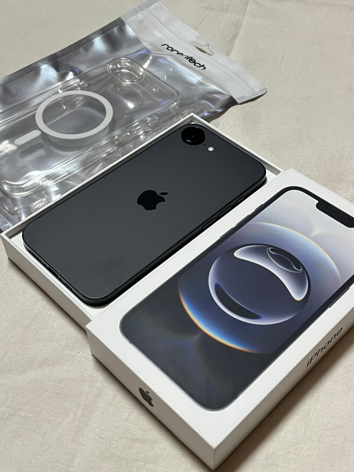 S급 아이폰 16e 256gb 블랙 상품이미지1