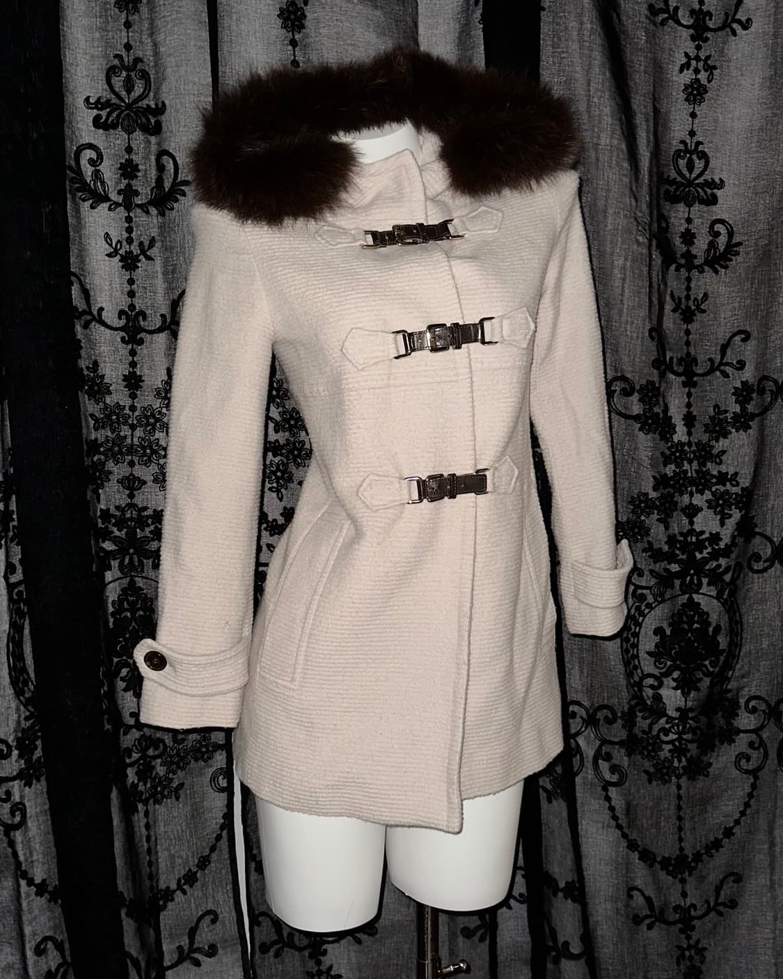 Fox fur cream beige coat 상품이미지1