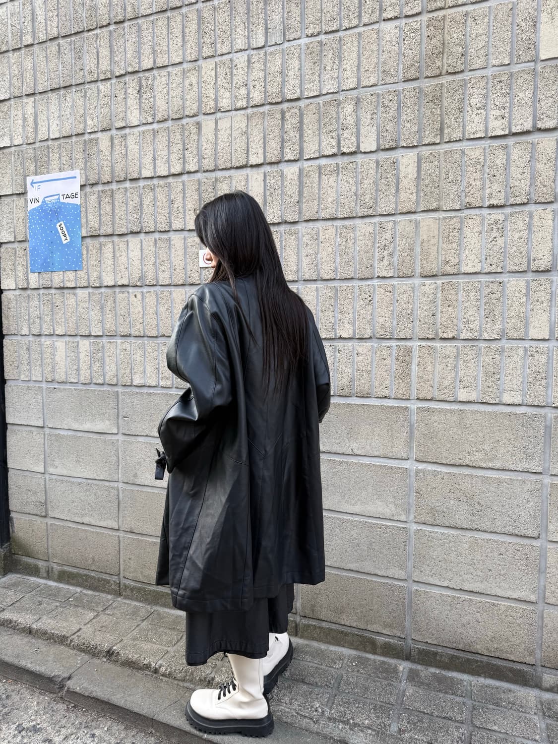 리본 디테일 비건 레더 롱 코트 상품이미지8