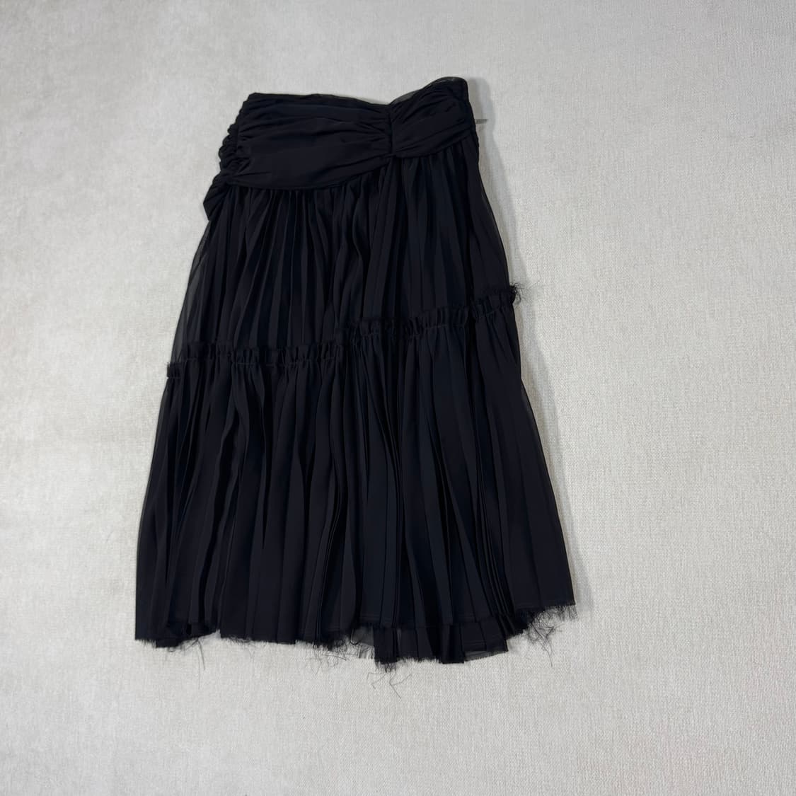 Pleated Black Sheer Skirt 상품이미지2