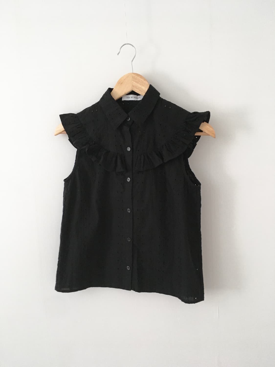 punching sleeveless blouse 상품이미지2