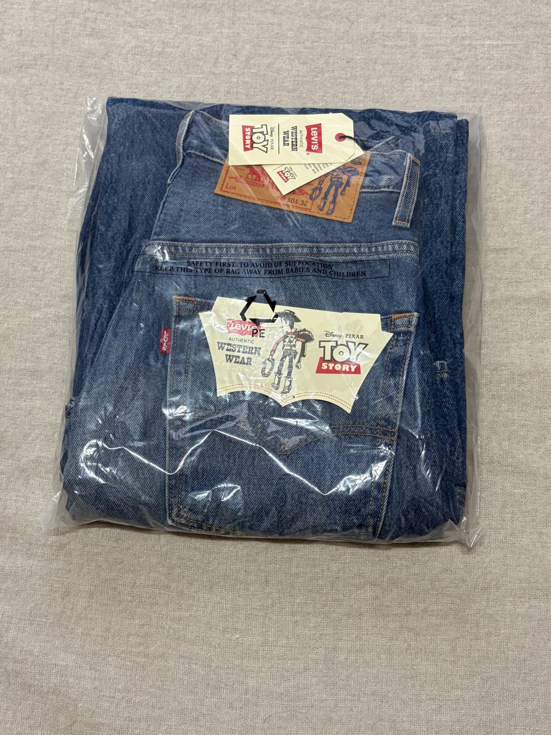 LEVI'S X TOY STORY 웨스턴 플레어 진 상품이미지2