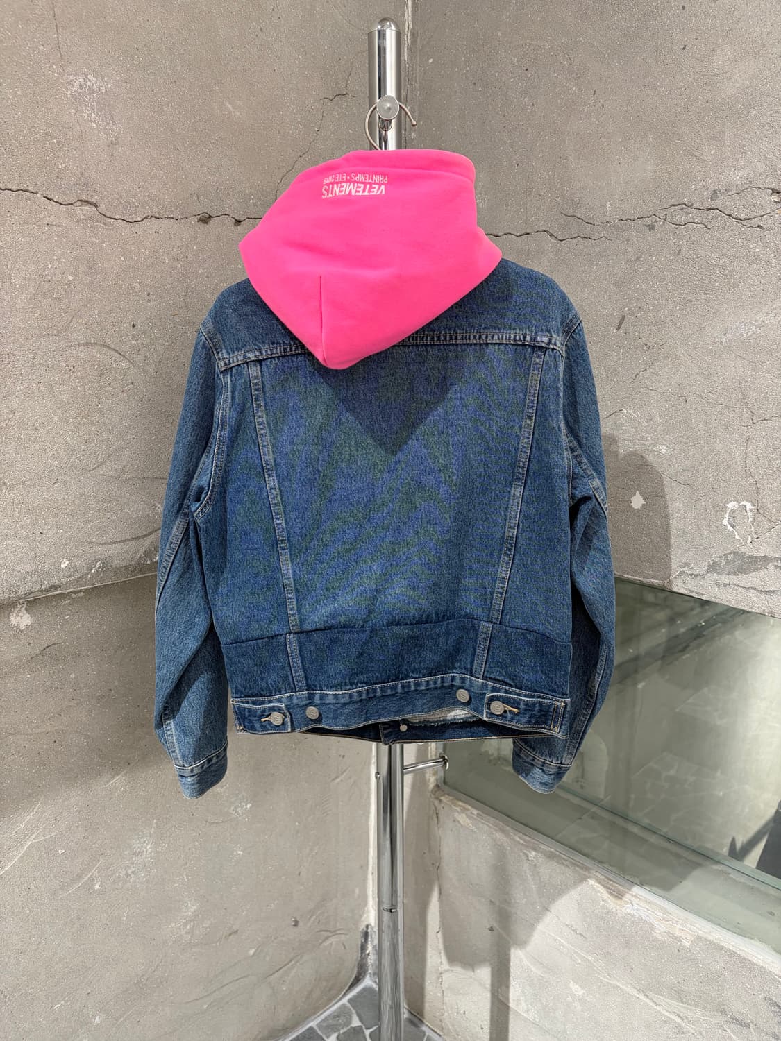 19ss 베트멍 x 리바이스 후드 데님 트러커 상품이미지2