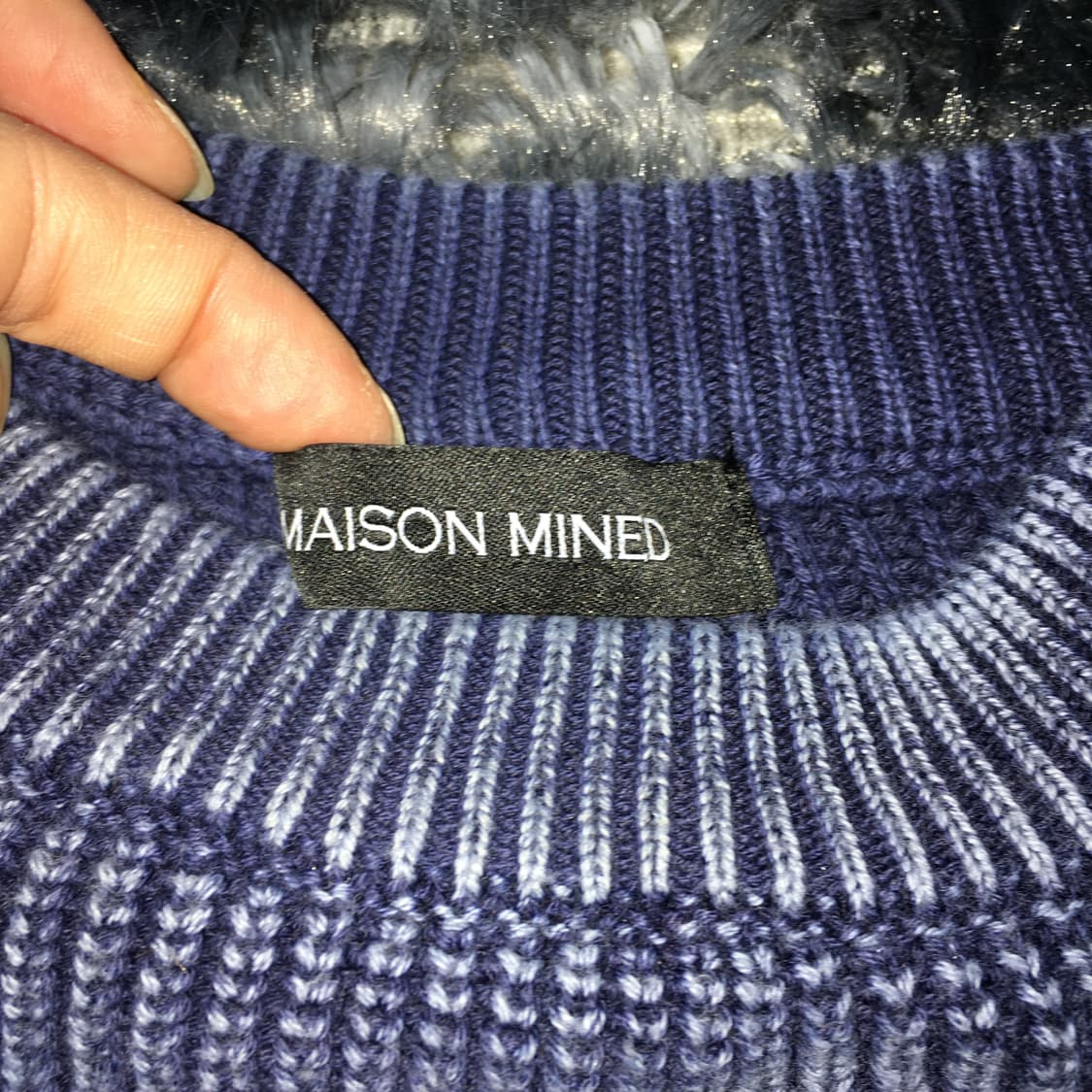 투티/0323 MAISON MINED 데미지 숏 니트 크롭 블루 워싱 상품이미지4