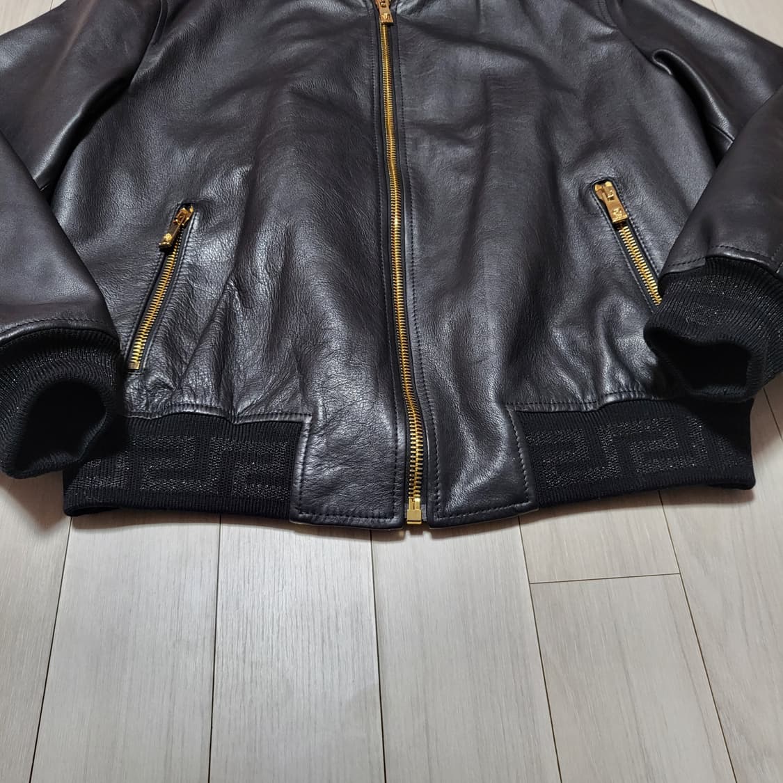 (48) 22FW 베르사체 그레카 레더자켓 Versace 가죽자켓 상품이미지4