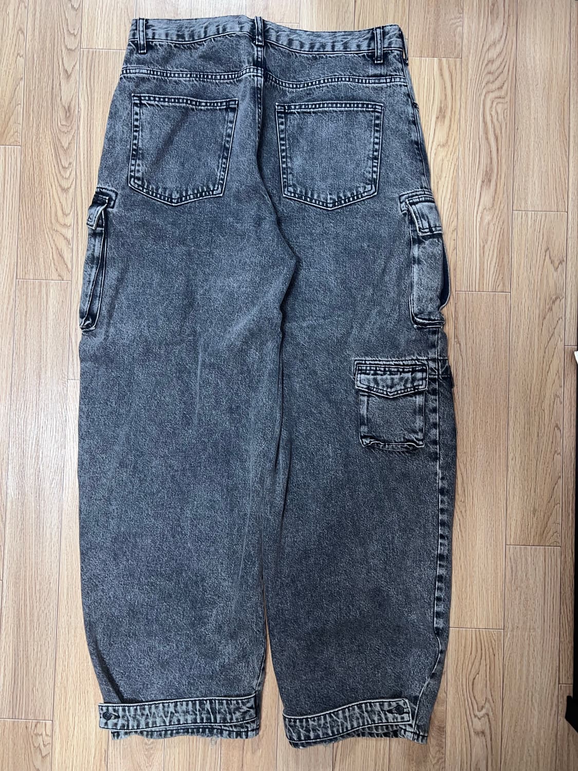 자라 유틸리티 카고 진 블랙 상품이미지2