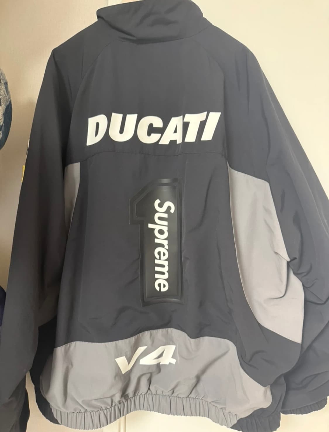 슈프림 x 두가티 트랙 자켓 상품이미지3